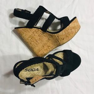 ‼️🆕‼️ 🖤 Black Wedges